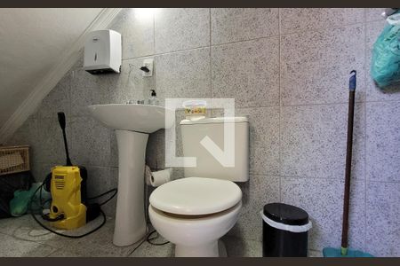 Casa à venda com 146m², 3 quartos e 5 vagasBanheiro