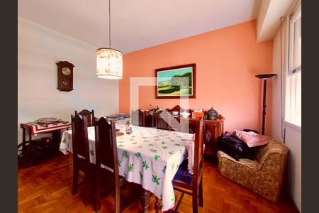 Apartamento à venda com 239m², 4 quartos e 1 vagaSala