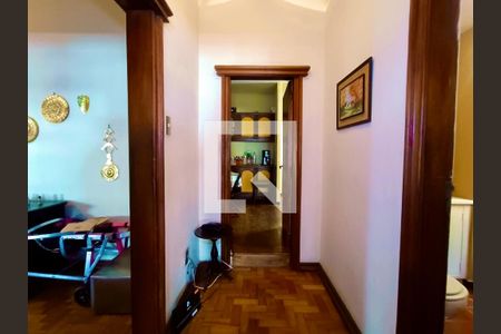 Apartamento à venda com 239m², 4 quartos e 1 vagaCorredor 