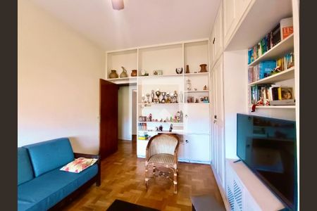 Apartamento à venda com 239m², 4 quartos e 1 vagaQuarto 1