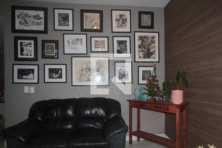 Casa de condomínio à venda com 250m², 3 quartos e 4 vagasSala