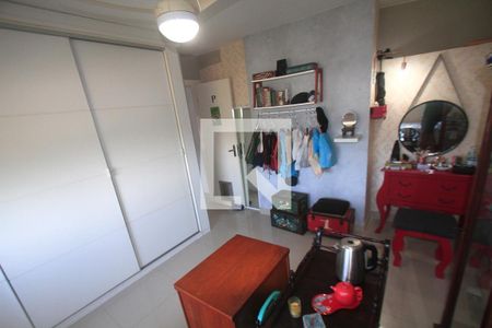 Casa de condomínio à venda com 250m², 3 quartos e 4 vagasQuarto2