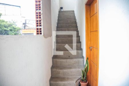 Apartamento para alugar com 33m², 1 quarto e 1 vagaEscada de entrada 