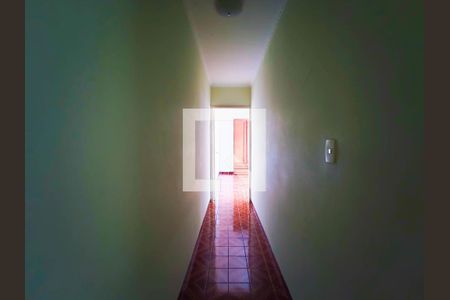 Corredor de casa para alugar com 4 quartos, 190m² em Parque Oratório, Santo André