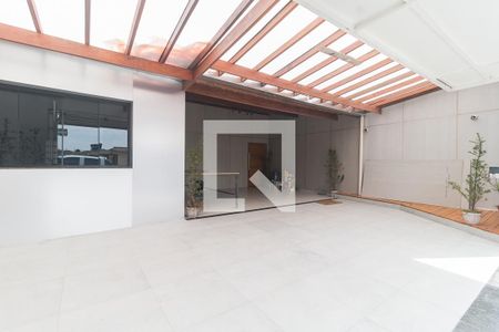 Casa para alugar com 250m², 3 quartos e 4 vagas Casa para alugar com 250m², 3 quartos e 4 vagasGaragem