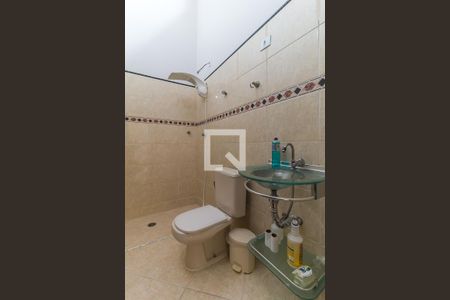 Casa para alugar com 250m², 3 quartos e 4 vagas Casa para alugar com 250m², 3 quartos e 4 vagasBanheiro 1