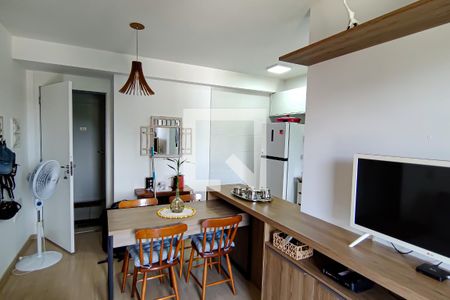 sala de apartamento para alugar com 2 quartos, 56m² em Pechincha, Rio de Janeiro