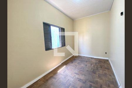 Casa para alugar com 60m², 2 quartos e 1 vagaquarto 1