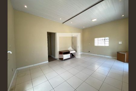 sala de casa para alugar com 2 quartos, 60m² em Niterói, Canoas