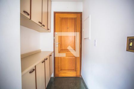 Apartamento à venda com 38m², 1 quarto e 1 vagaEntrada - Armários