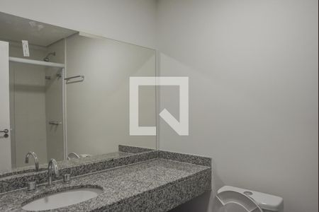 Banheiro de kitnet/studio para alugar com 1 quarto, 28m² em Jardim Chácara Inglesa, São Bernardo do Campo