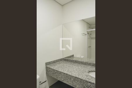 Banheiro de kitnet/studio para alugar com 1 quarto, 33m² em Jardim Chácara Inglesa, São Bernardo do Campo