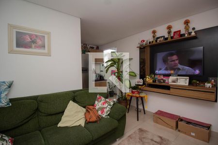 Sala  de casa de condomínio para alugar com 2 quartos, 35m² em Vila Palmeiras, São Paulo