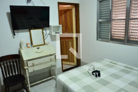 Suite de casa para alugar com 3 quartos, 178m² em Guilhermina, Praia Grande