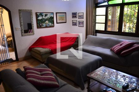 Sala de casa para alugar com 3 quartos, 178m² em Guilhermina, Praia Grande