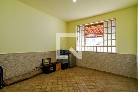Quarto de casa à venda com 3 quartos, 182m² em Maravista, Niterói