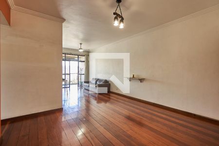Apartamento à venda com 130m², 3 quartos e 2 vagasSala