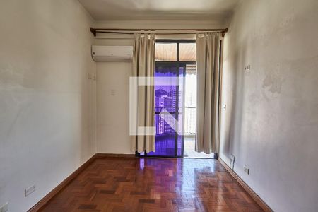 Apartamento à venda com 130m², 3 quartos e 2 vagasQuarto Suite