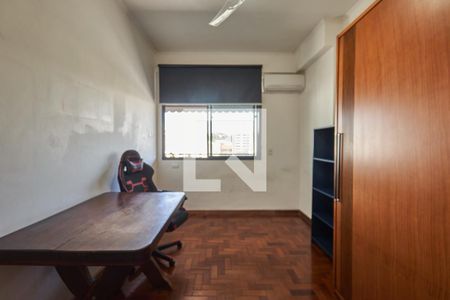 Apartamento à venda com 130m², 3 quartos e 2 vagasQuarto 3