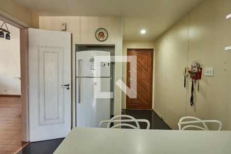 Apartamento à venda com 130m², 3 quartos e 2 vagasCozinha