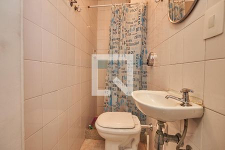 Apartamento à venda com 130m², 3 quartos e 2 vagasBanheiro de Serviço