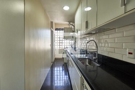 Apartamento à venda com 130m², 3 quartos e 2 vagasCozinha