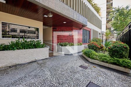 Apartamento à venda com 130m², 3 quartos e 2 vagasHall