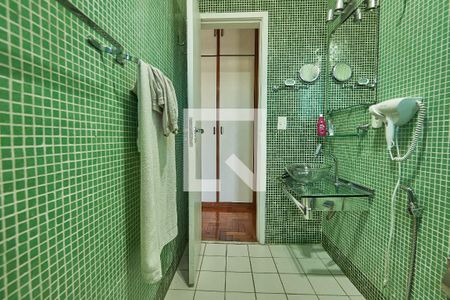 Apartamento à venda com 130m², 3 quartos e 2 vagasBanheiro Suite