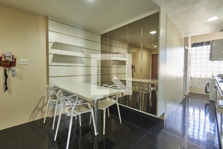 Apartamento à venda com 130m², 3 quartos e 2 vagasCozinha
