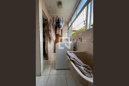 Apartamento à venda com 95m², 3 quartos e 1 vagaÁrea de Serviço