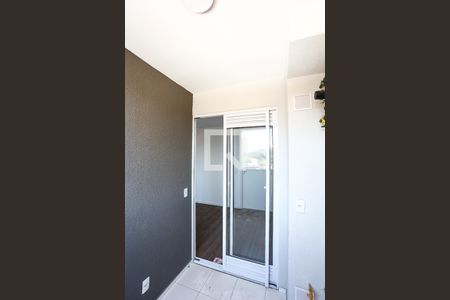 Sacada da sala de apartamento para alugar com 2 quartos, 34m² em Vila Nova das Belezas, São Paulo