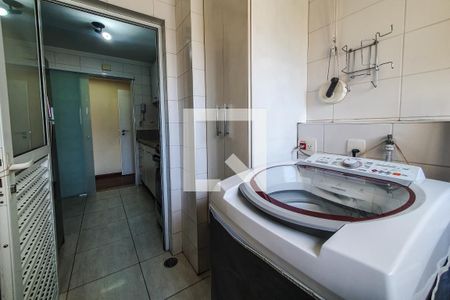 Apartamento para alugar com 75m², 3 quartos e 1 vagaÁrea de Serviço