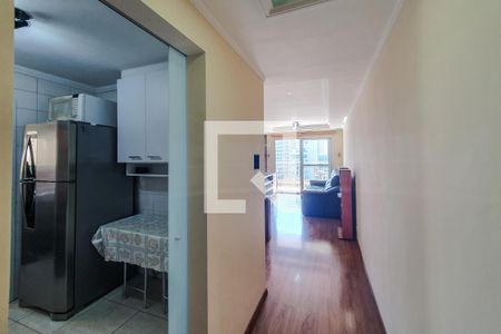 corredor de apartamento para alugar com 3 quartos, 75m² em Liberdade, São Paulo
