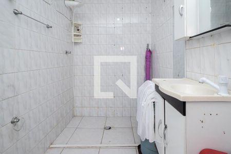 Casa à venda com 214m², 3 quartos e 2 vagasBanheiro de serviço