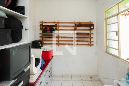 Casa à venda com 214m², 3 quartos e 2 vagasQuarto de Serviço