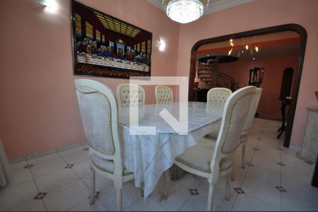 Casa para alugar com 650m², 5 quartos e 8 vagasSala de Jantar 2