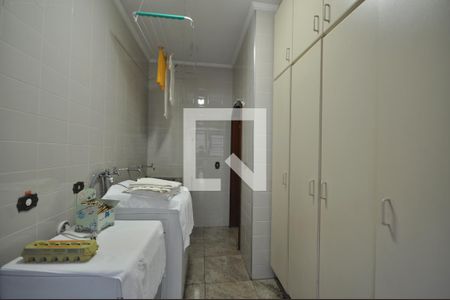 Casa para alugar com 650m², 5 quartos e 8 vagasÁrea de Serviço