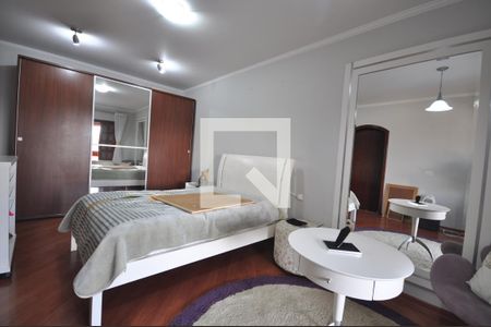 Casa para alugar com 650m², 5 quartos e 8 vagasSuíte 2