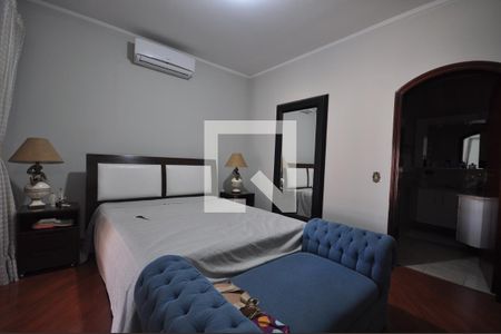 Casa para alugar com 650m², 5 quartos e 8 vagasSuite Master