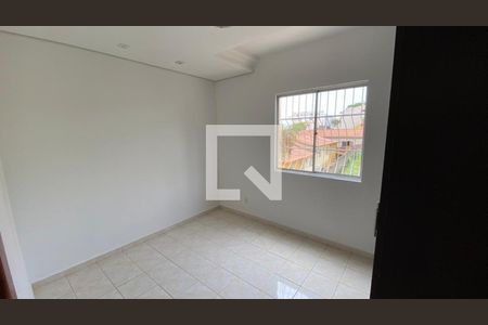 Apartamento à venda com 3 quartos, 70m² em Heliópolis, Belo Horizonte