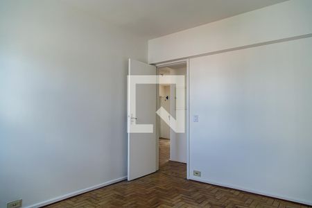 Apartamento à venda com 67m², 2 quartos e 1 vagaQuarto 2