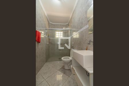 Casa à venda com 200m², 3 quartos e 7 vagas Banheiro Corredor 2