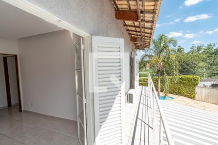 Casa à venda com 200m², 3 quartos e 7 vagasVaranda Quarto 2