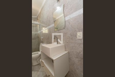 Casa à venda com 200m², 3 quartos e 7 vagas Banheiro Corredor 2