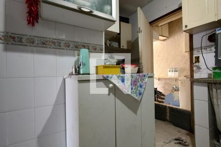 Casa de condomínio à venda com 194m², 5 quartos e 1 vagaCozinha - Armários