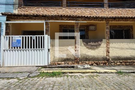 Casa de condomínio à venda com 194m², 5 quartos e 1 vagaFachada