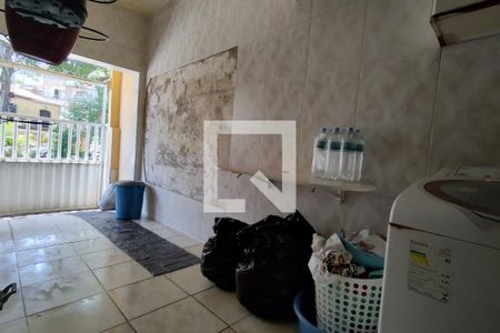 Casa de condomínio à venda com 194m², 5 quartos e 1 vagaGaragem