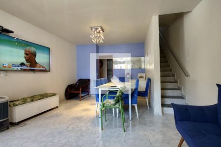 Casa de condomínio à venda com 194m², 5 quartos e 1 vagaSala