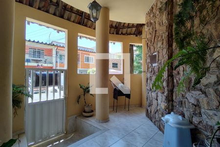 Casa de condomínio à venda com 194m², 5 quartos e 1 vagaVaranda 