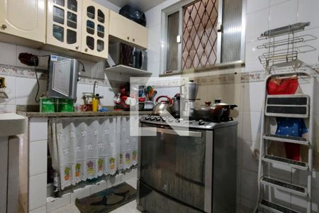 Casa de condomínio à venda com 194m², 5 quartos e 1 vagaCozinha - Armários